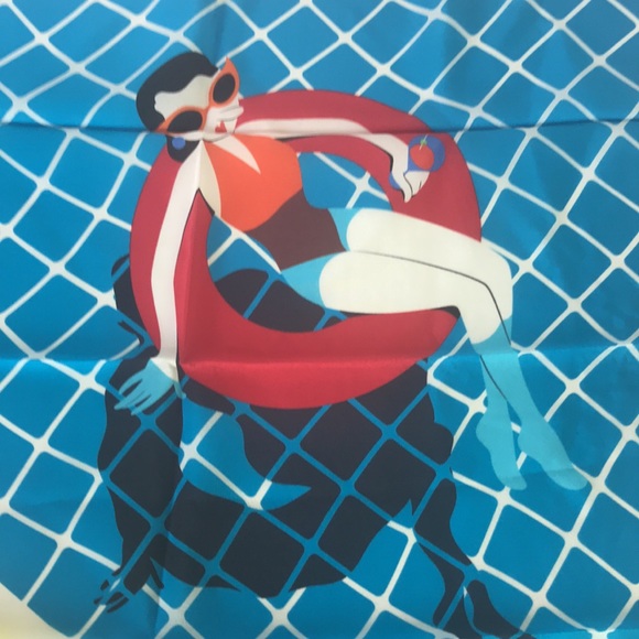 Moschino Boutique Made in Italy Silk Scarf Olive Oyl NWT - Picture 2 of 8